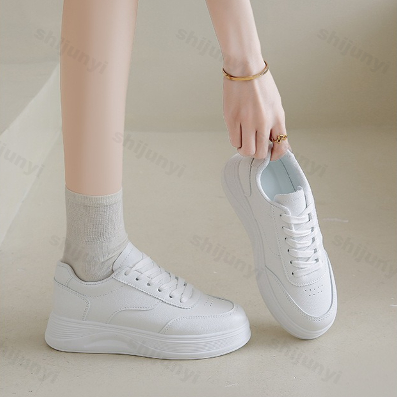 Kadın Beyaz Ayakkabıları 2025  - Casual Sneaker Low incelemesi ve fiyatı